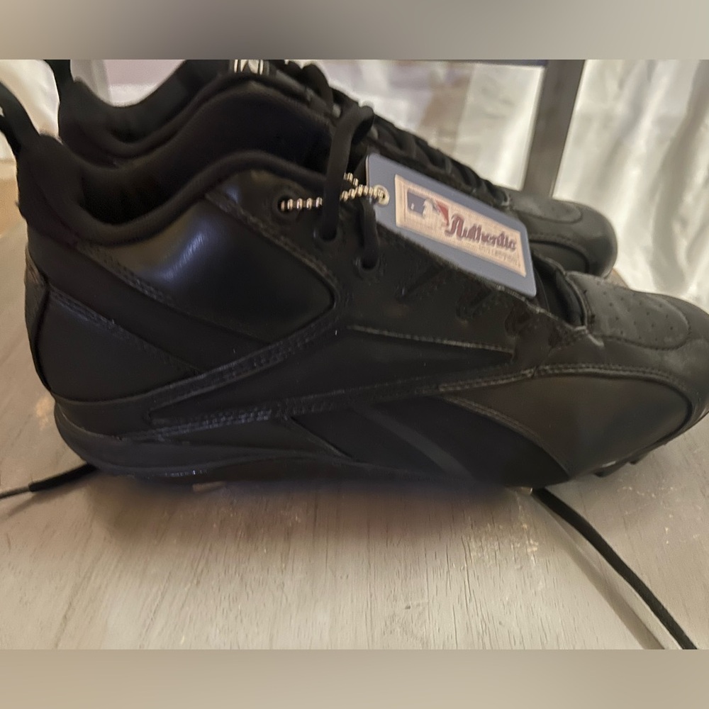 Reebok Vero FL Mid men’s baseball cleats size 11
